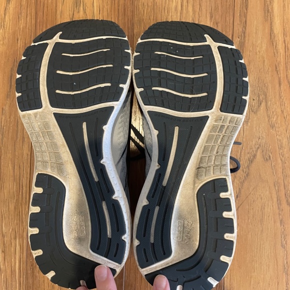 Brooks Glycerin 19 Running Shoe White/Grey Size 11 Women’s Wide - Picture 4 of 4